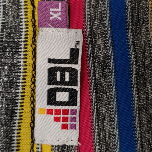 DBL Women's Size XL Short Sleeve, Sheer Mesh Sides, Solid Body Tee. - Picture 5 of 8